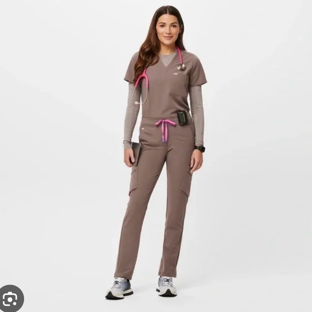 ISO Figs Smokey Taupe